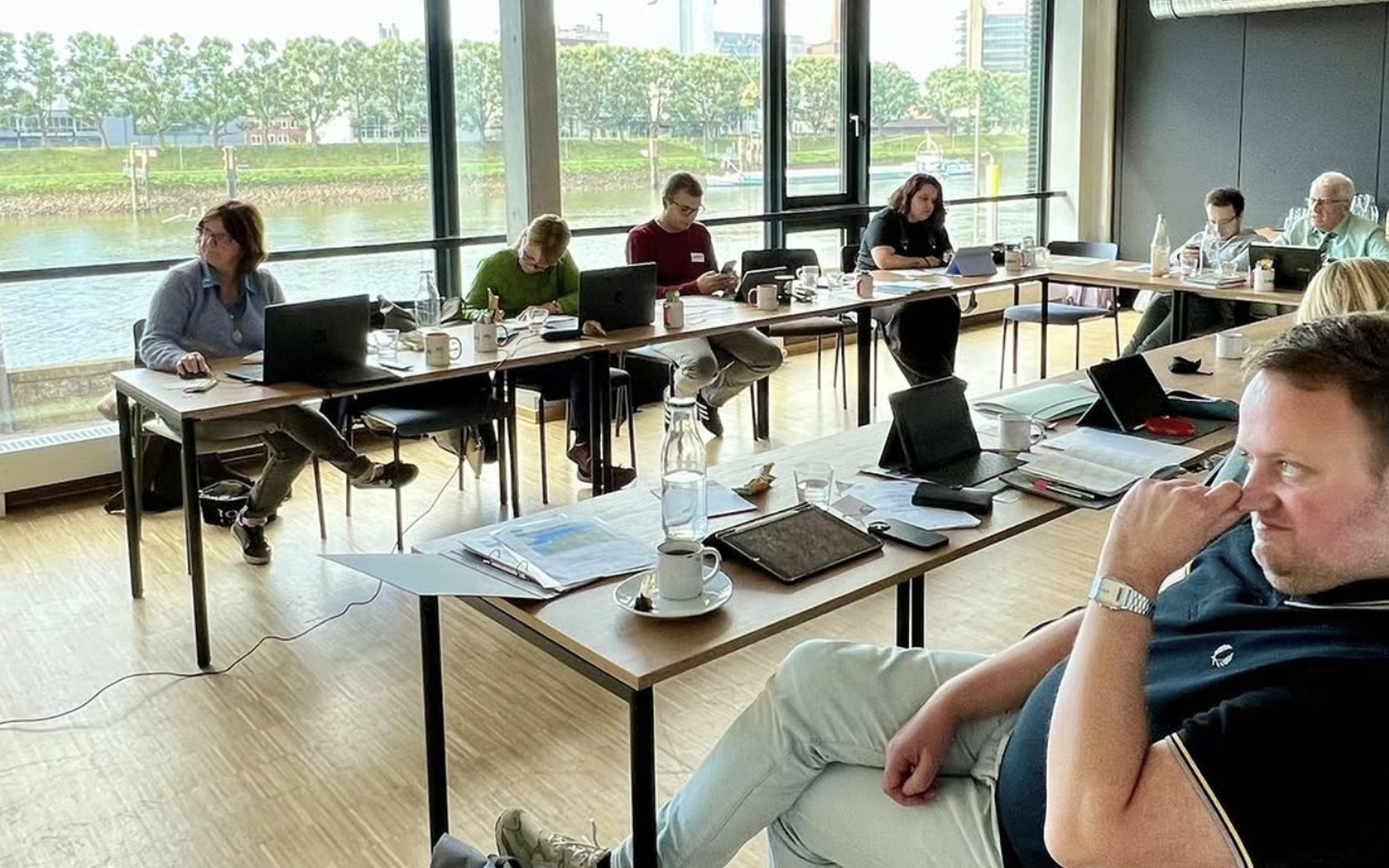 F3 partners in a working session overlooking the river in Bremen